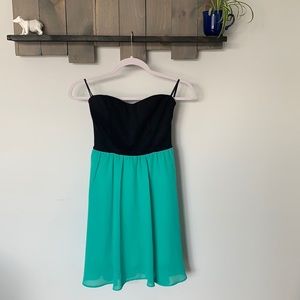 Strapless dress